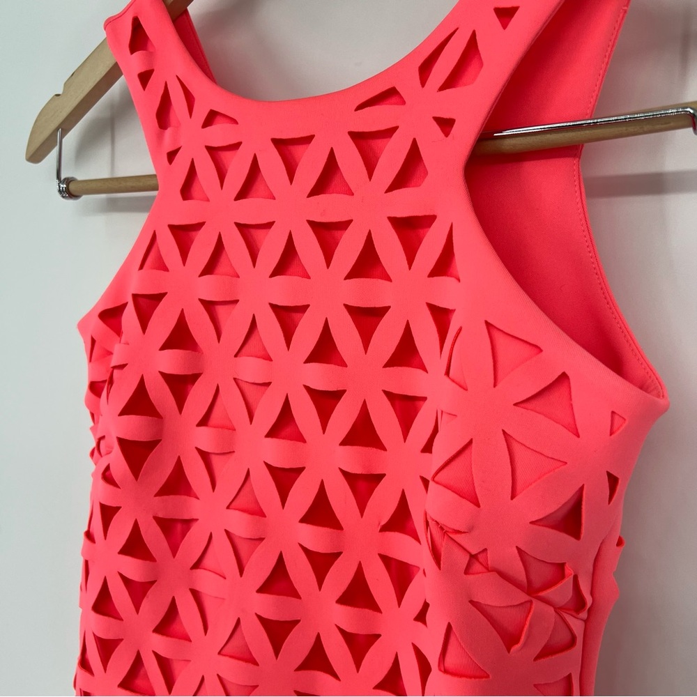 Lilly Pulitzer Vibrant Pink Daisy Laser Cut Geometric Sleeveless Dress XXS - Picture 4 of 16